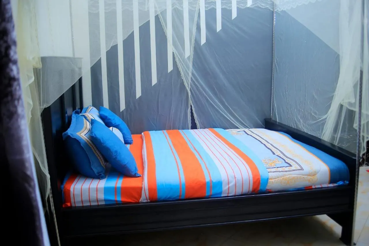 Bed & Breakfast Awooooo Accommodation Kampala